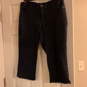 Liz Claiborne, Capris, Size 14